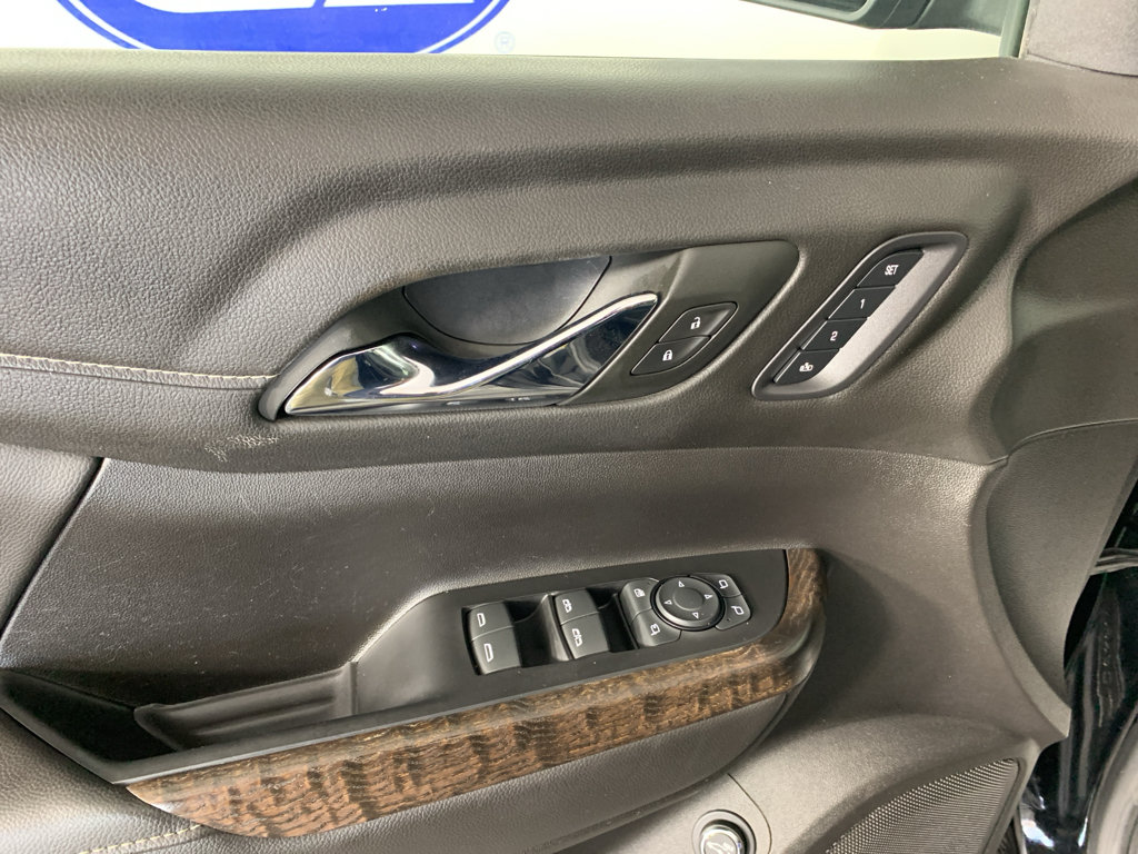 Used 2023 GMC Acadia Denali w/ Denali Technology Package FWD image 15