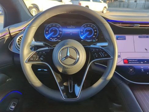 Used 2023 Mercedes-Benz EQS 580 580 image 18
