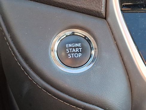 Used 2021 Toyota Land Cruiser image 24