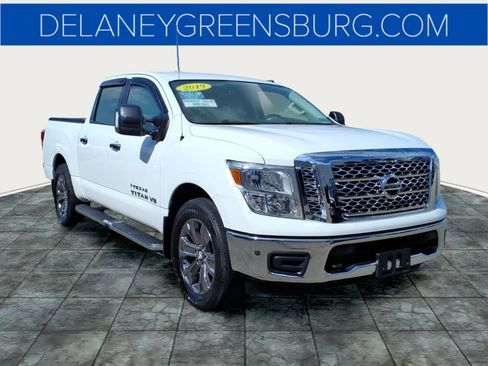 Used 2019 Nissan Titan SV w/ SV Convenience Package AWD/4WD image 1