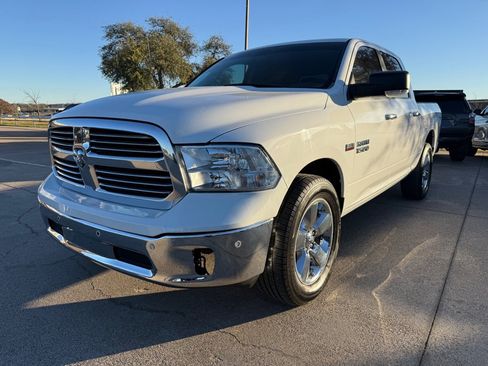 Used 2015 RAM 1500 Big Horn image 3