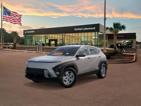 New 2026 Hyundai Kona SE image 1