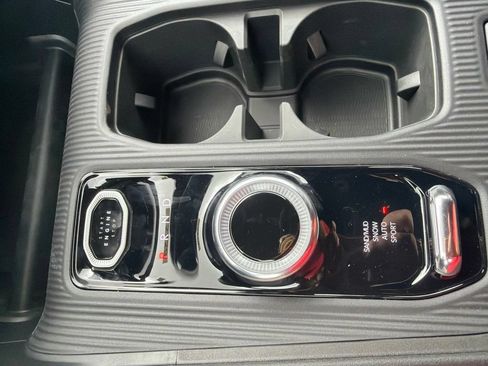 New 2026 Jeep Cherokee Limited AWD/4WD image 13
