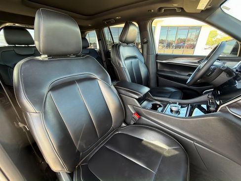 Used 2024 Jeep Grand Cherokee Limited 4xe image 32