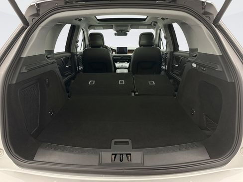 Used 2020 Lincoln Corsair Reserve w/ Equipment Group 201A image 24