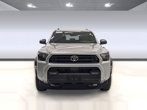Used 2025 Toyota 4Runner SR5 image 5