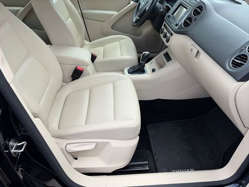 Used 2016 Volkswagen Tiguan S AWD/4WD image 11