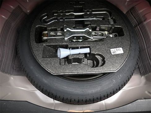 Used 2023 Honda Civic Sport image 14