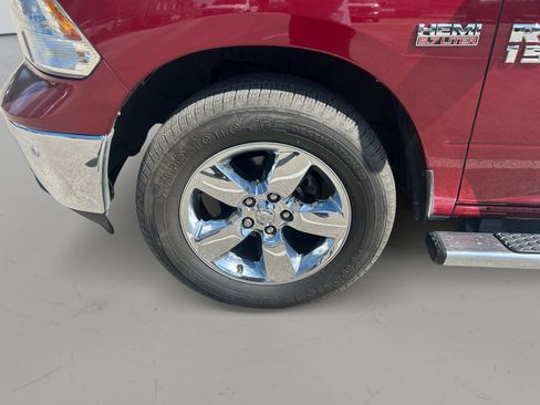 Used 2015 RAM 1500 Lone Star AWD/4WD image 9