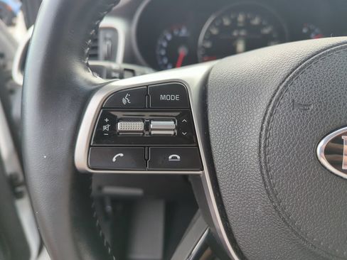 Used 2020 Kia Sorento EX AWD/4WD image 22