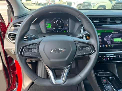 Used 2022 Chevrolet Bolt EUV LT FWD image 23
