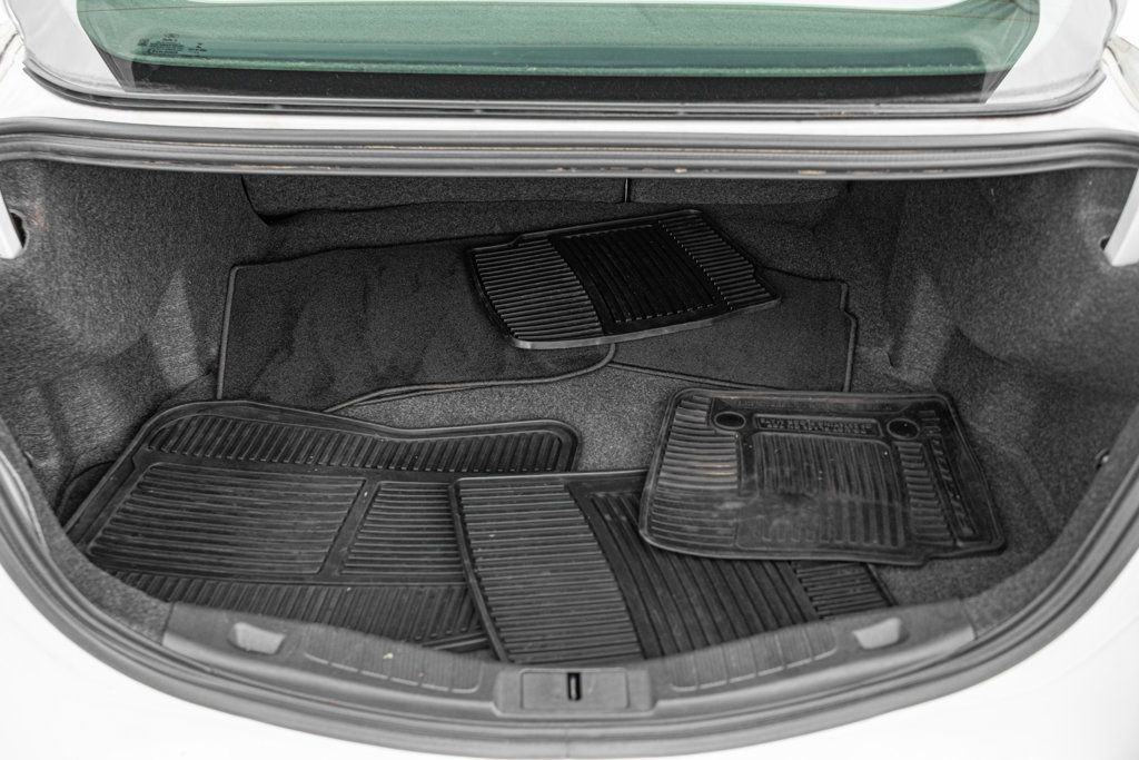 Used 2013 Ford Fusion SE FWD image 29