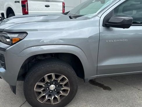 Used 2024 Chevrolet Colorado LT w/ LT Convenience Package III RWD image 9