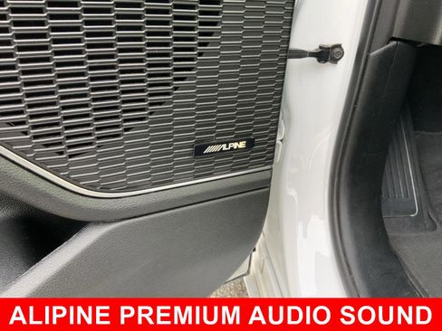 Used 2023 Jeep Grand Cherokee L Overland w/ Advanced Protech Group III AWD/4WD image 27