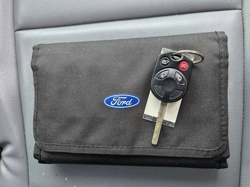 Used 2019 Ford Transit 250 148 Medium Roof RWD image 20