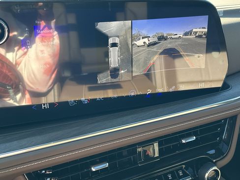 New 2026 Chevrolet Suburban High Country w/ Sun And Tow Package RWD image 31