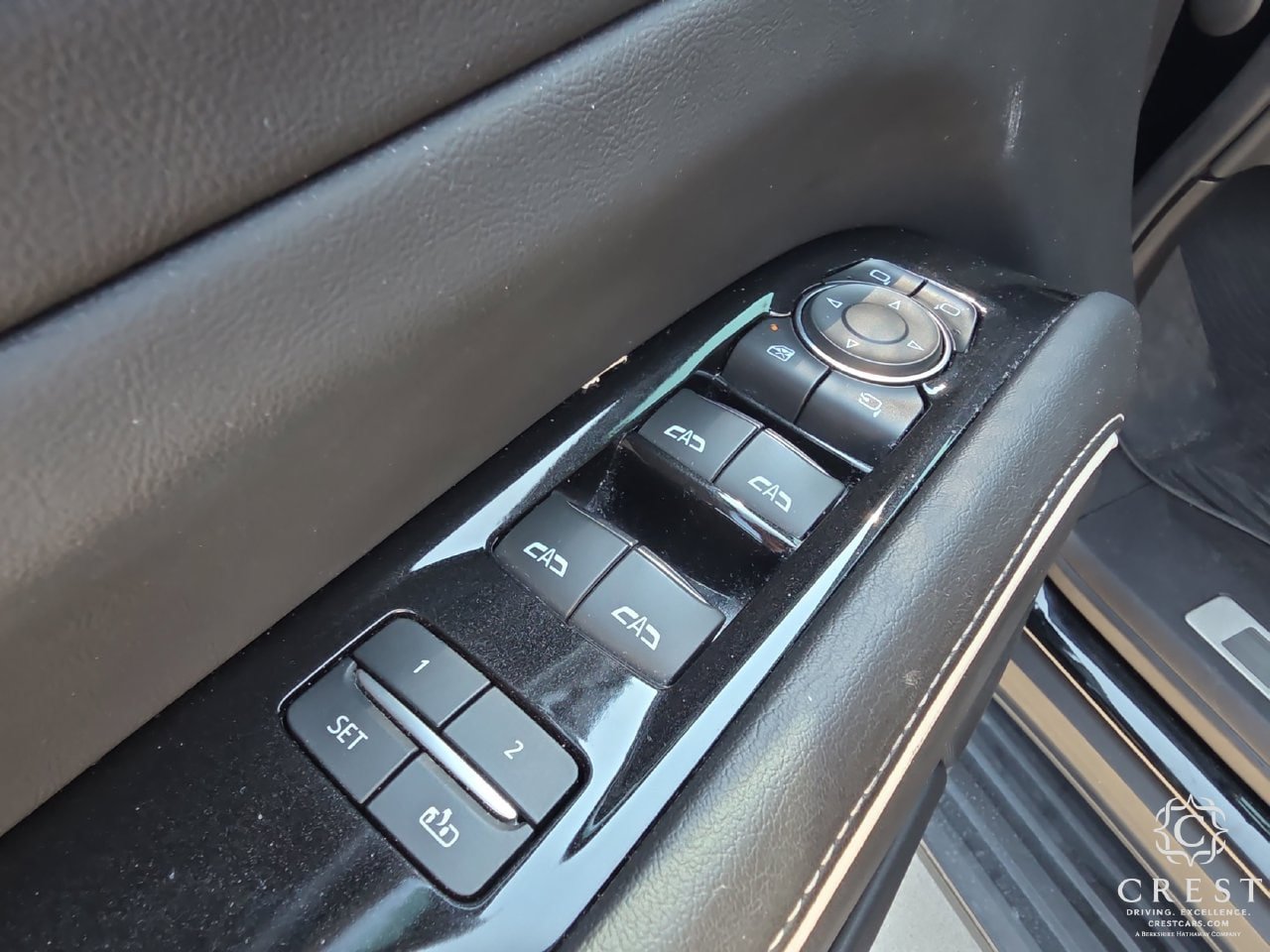 Used 2021 Cadillac Escalade Sport w/ Driver Assist Tech Package AWD/4WD image 8