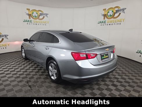 Used 2025 Chevrolet Malibu LS FWD image 6
