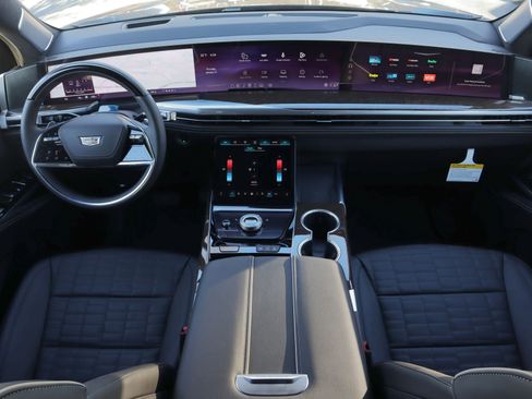 Used 2026 Cadillac Escalade Platinum Sport image 6