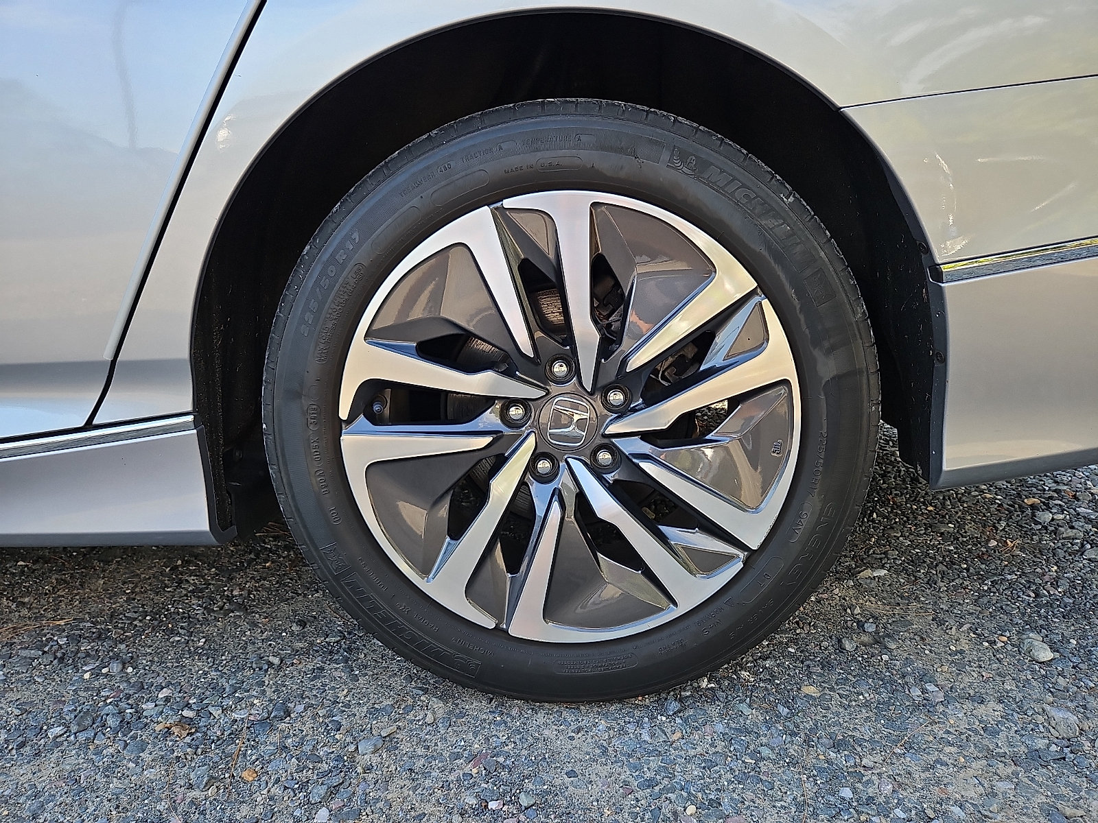 Used 2019 Honda Accord EX-L image 10