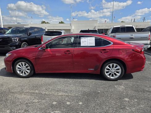 Used 2014 Lexus ES 300h w/ Luxury Package w/Bamboo Trim FWD image 5