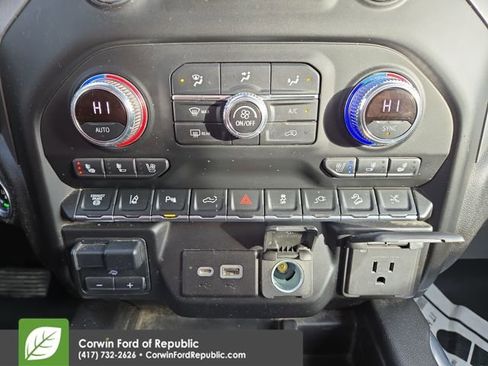 Used 2022 GMC Sierra 2500 Denali w/ Denali Ultimate Package AWD/4WD image 26