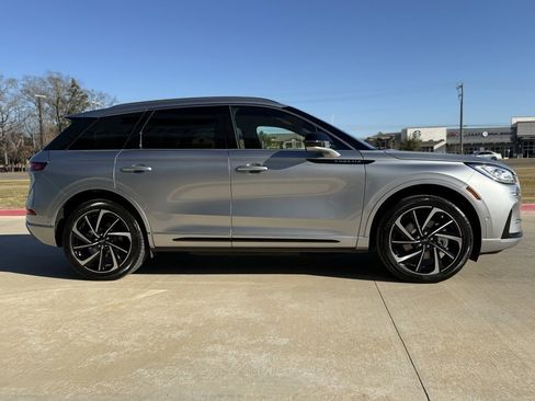 Used 2024 Lincoln Corsair Grand Touring w/ Equipment Group 302A image 4