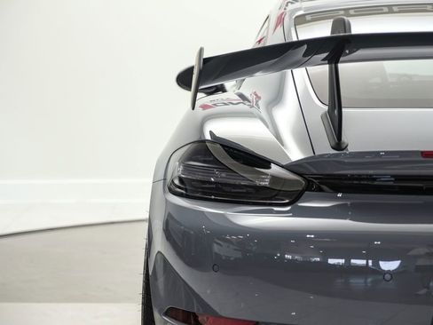 Used 2025 Porsche 718 Cayman GT4 RS w/ Weissach Package RWD image 39