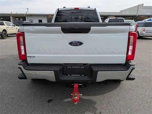 Used 2025 Ford F350 XL image 4