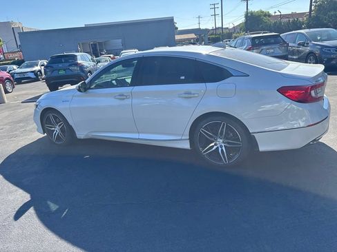 Used 2022 Honda Accord Touring image 8
