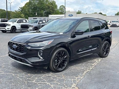 Used 2023 Ford Escape ST-Line Elite w/ Premium Technology Package AWD/4WD image 3