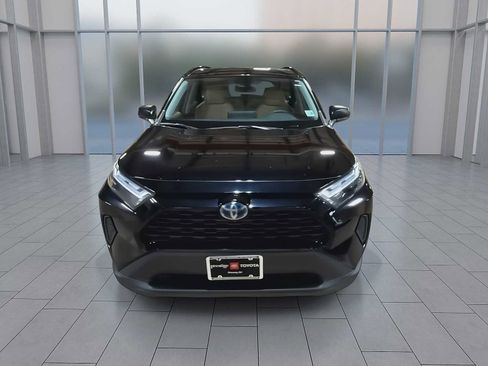 Certified 2024 Toyota RAV4 LE AWD/4WD image 3