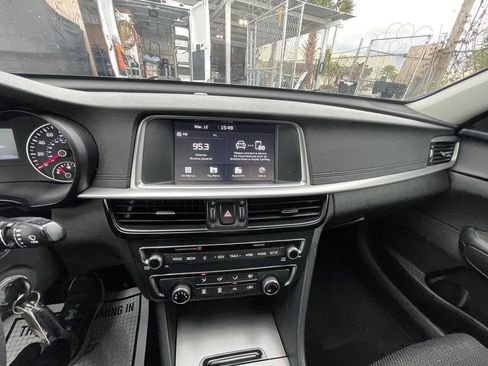 Used 2019 Kia Optima LX FWD image 6