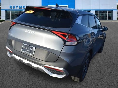 Certified 2025 Kia Sportage LX FWD image 4