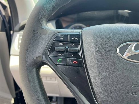 Used 2016 Hyundai Sonata SE w/ Cargo Package FWD image 15
