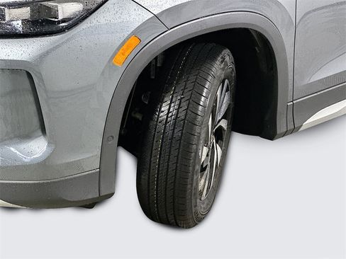 New 2025 Volkswagen Tiguan S image 25