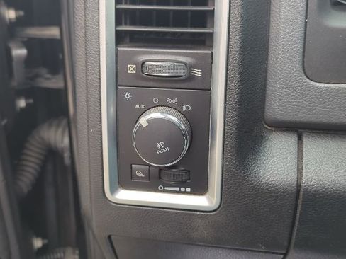 Used 2016 RAM 1500 Big Horn image 32