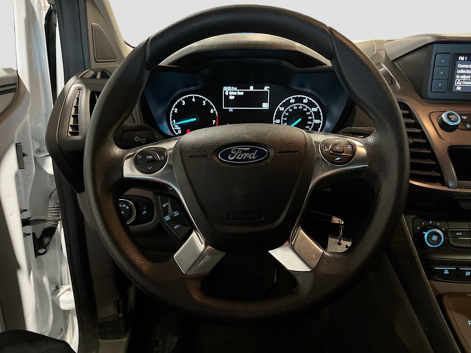 Used 2023 Ford Transit Connect XL FWD image 11
