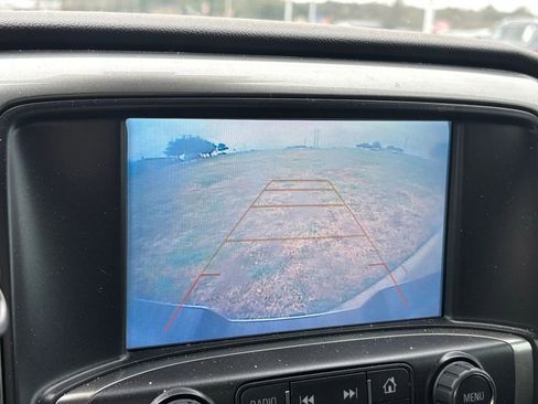 Used 2018 Chevrolet Silverado 1500 LT w/ Texas Edition image 9