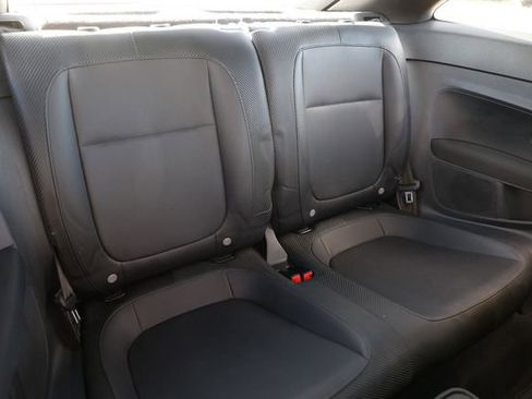 Used 2018 Volkswagen Beetle 2.0T S image 17