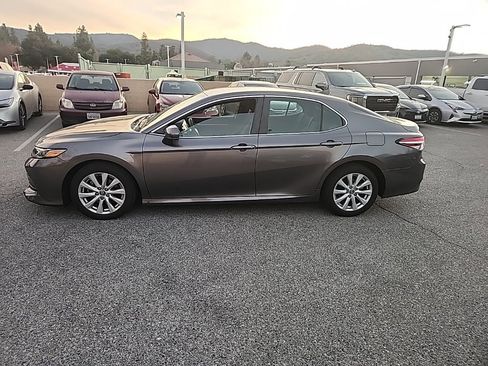 Certified 2020 Toyota Camry LE image 2