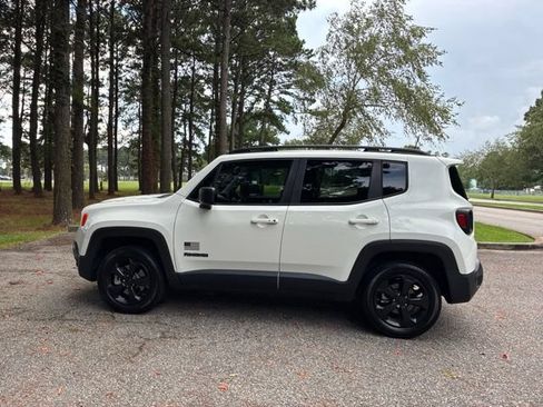 Used 2021 Jeep Renegade Sport AWD/4WD image 6