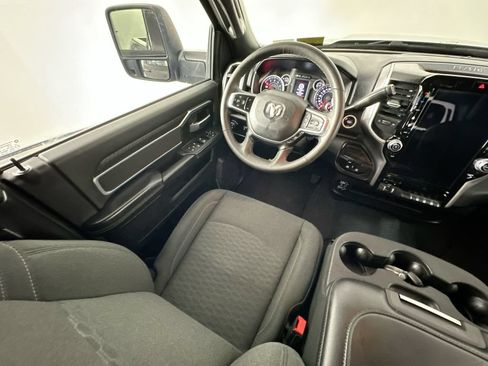 Used 2026 RAM 2500 Big Horn AWD/4WD image 9