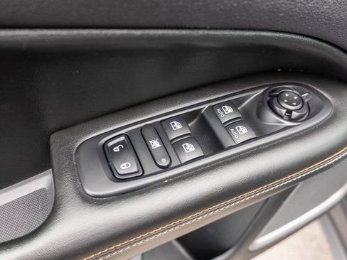 Used 2019 Jeep Compass Latitude AWD/4WD image 18