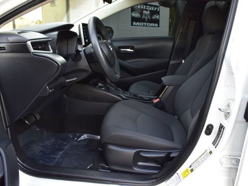 Used 2021 Toyota Corolla LE FWD image 14