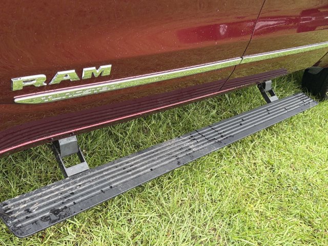 Used 2025 RAM 1500 Tungsten w/ Towing Technology Group AWD/4WD image 21