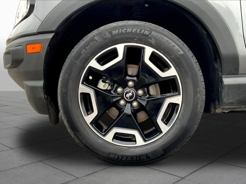 Certified 2023 Ford Bronco Sport Outer Banks w/ Tech Package image 11