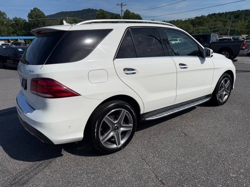 Used 2017 Mercedes-Benz GLE 400 4MATIC image 6