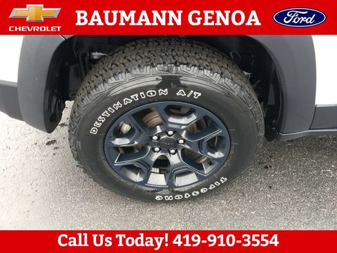 Used 2022 Jeep Cherokee Latitude w/ Trailer Tow Group AWD/4WD image 27