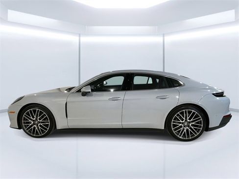 New 2026 Porsche Panamera 4 image 10